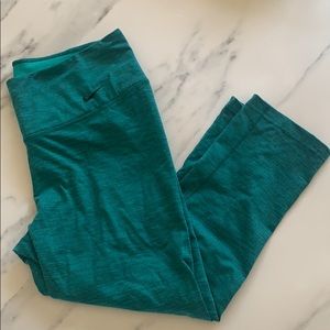 Nike Teal Space Dye 3/4 Cropped Legging